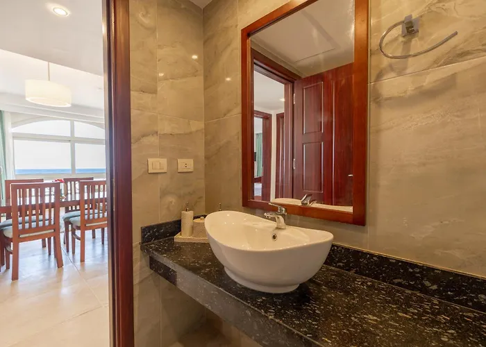 Oyster Bay Abu Dabab