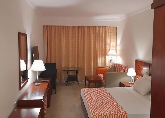 Oyster Bay Apartmanhotel 5*