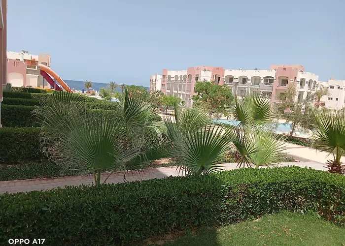 Oyster Bay Apartmanhotel 5*
